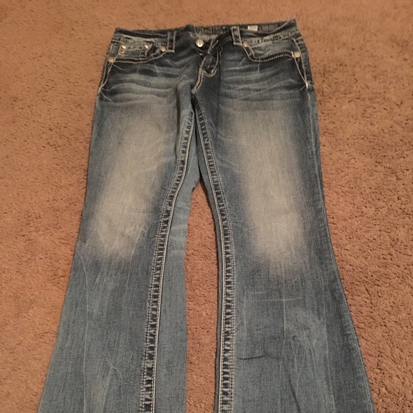Miss Me Jeans * SOLD * - Picture 1 of 4